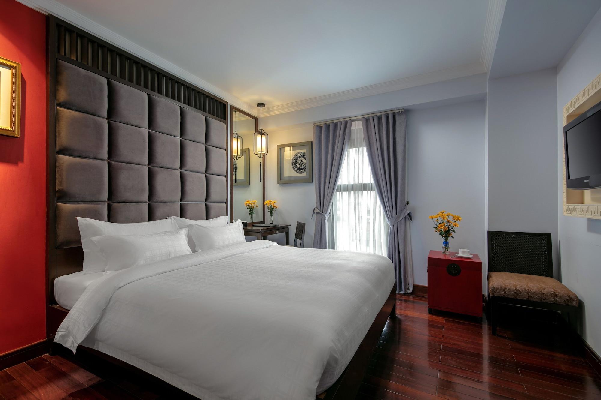 Church Boutique Hotel Hang Trong Ханой Екстериор снимка