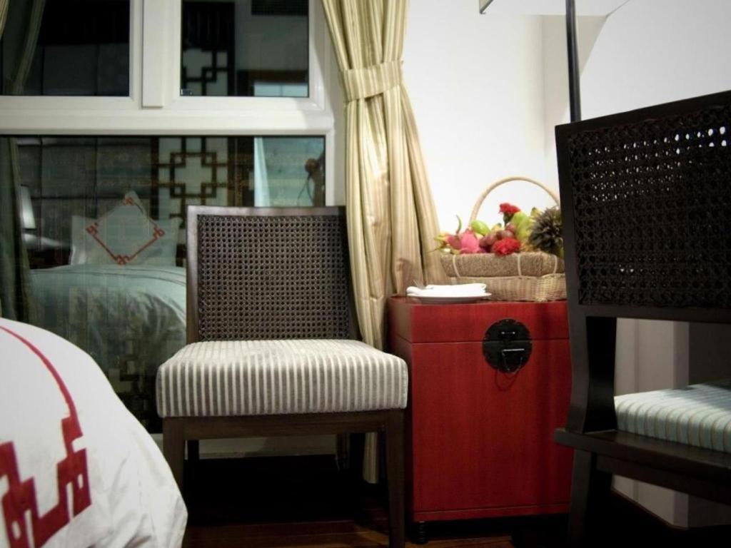 Church Boutique Hotel Hang Trong Ханой Екстериор снимка