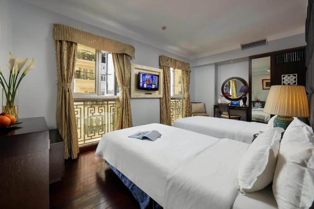 Church Boutique Hotel Hang Trong Ханой Екстериор снимка