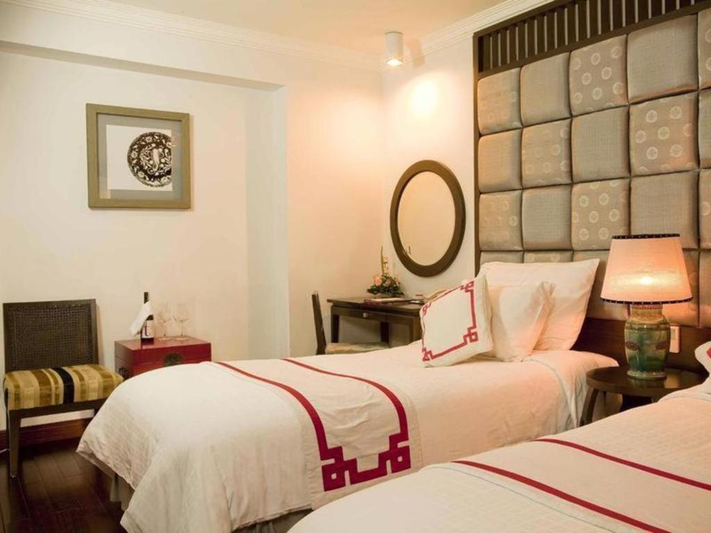 Church Boutique Hotel Hang Trong Ханой Екстериор снимка