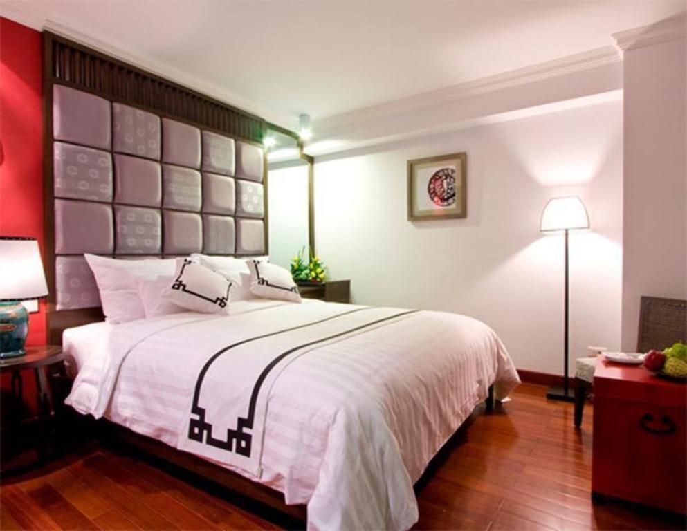 Church Boutique Hotel Hang Trong Ханой Екстериор снимка